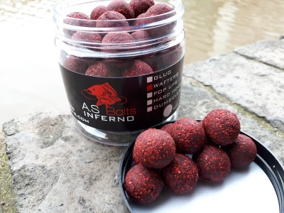 INFERNO 16MM CORK DUST WAFTERS HIGH LEAKING (Hot Pepperami Fishmeal)