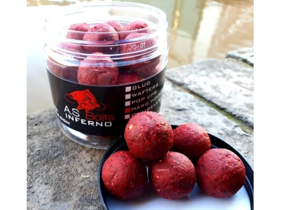 INFERNO HARD HOOKERS 20MM (Hot Pepperami Fishmeal)