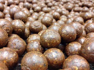 THISTLE MIX 14MM SHELF LIFE BOILIES (Squid and Plum)