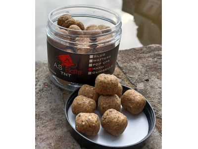 TNT 16MM BOOSTER DUMBELL HOOKERS (Tiger nut and Tangerine aroma)